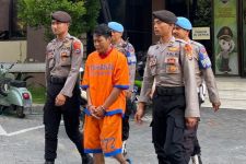 Menduda 1 Tahun Diduga Jadi Alasan Pegawai Honorer Pemkot Surabaya Cabuli Siswi SLB - JPNN.com Jatim