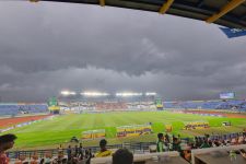 Pertandingan Senegal vs Polandia di Stadion SJH Bandung Sempat Dihentikan Sementara Gegara Hujan - JPNN.com Jabar
