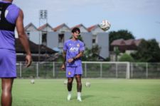 Bahagianya Irfan Bachdim Kembali Merumput di Liga Indonesia - JPNN.com Jatim