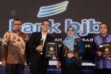 Bank Bjb Raih Penghargaan Best Regional Bank dalam CNBC Indonesia Awards 2023 - JPNN.com Jabar
