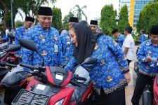 Lurah se-Kota Semarang Dapat Sepeda Motor Dinas, Mbak Ita: Tidak Politis - JPNN.com Jateng