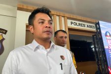 Buruh yang Tendang Satpol PP Surabaya Menyerahkan Diri ke Polisi - JPNN.com Jatim