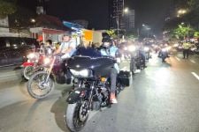 Ratusan Bikers Sambut Kaesang di Surabaya dengan Konvoi Motor - JPNN.com Jatim