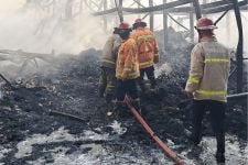 Lazada Pastikan Tidak Ada Korban Jiwa dari Kebakaran Gudang di Sidoarjo - JPNN.com Jatim