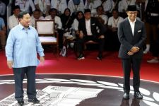 Begini Reaksi Prabowo Subianto saat Anies Baswedan Bertanya Soal Putusan MK Pelanggaran Kode Etik - JPNN.com Lampung