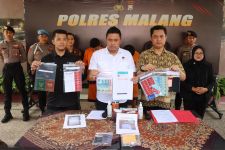 2 Pria di Malang Kompak Jual Istri Lewat Aplikasi Online, Sontoloyo - JPNN.com Jatim