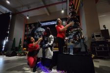 Sambut Natal & Pemilu, UC Kampanyekan Pesan Damai Lewat Karya Seni - JPNN.com Jatim