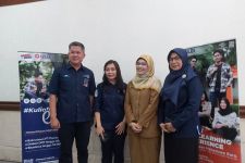 Pos Indonesia dan ULBI Luncurkan Program Beasiswa Ikatan Dinas - JPNN.com Jabar