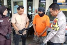 Polisi Gerebek Bandar Sabu-Sabu di 'Kampung Narkoba' Bangkalan - JPNN.com Jatim