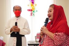 Mbak Ita Kunjungi Gereja saat Perayaan Natal: Jaga Kondisifitas Tahun Politik  - JPNN.com Jateng