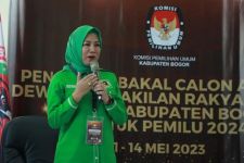 Gegara Elly Rachmat Yasin, 5 Kepala Desa di Kabupaten Bogor Harus Berurusan Dengan Bawaslu - JPNN.com Jabar