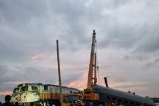 KAI Targetkan Jalur Kereta di Cicalengka Sudah Bisa Dilalui Besok - JPNN.com Jabar