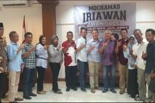 Kumpulkan Caleg Tandem, Iwan Bule Makin Pede Raih Suara Besar di Pangandaran - JPNN.com Jabar