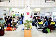 Puluhan Ribu Pengguna Kereta Api Libur Akhir Tahun - JPNN.com Lampung