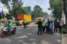 Hari Pertama Razia Knalpot Bising, Polisi Tindak Ratusan Pelanggar di Kota Bandung - JPNN.com Jabar
