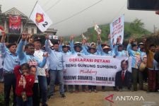 Bukan Direkayasa, Prabowo-Gibran Dapat Dukungan Petani Lereng Gunung Sumbing - JPNN.com Jateng