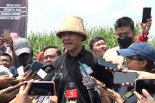 Temui Petani Tebu, Ganjar Berjanji Prioritaskan Pasokan Gula Lokal - JPNN.com Jatim