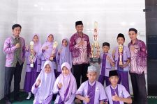 SD IT Al-Banna Sabet Juara Tahfidz Qur'an di Natar - JPNN.com Lampung