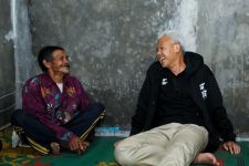 Safari di Banjarnegara, Ganjar Menginap di Rumah Warga Penerima Bantuan RTLH - JPNN.com Jateng