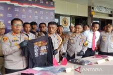 Polisi Batang Gagalkan Tawuran Antar-Gangster di Dua Lokasi, Lihat Barang Buktinya - JPNN.com Jateng