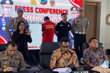 Cinta Ditolak, Pria di Surabaya Nekat Rampok  & Cabuli Pemilik Toko - JPNN.com Jatim