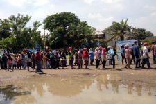 Relawan For Gibran Masifkan Sembako Murah Gaet Pendukung Paslon 02 - JPNN.com Jatim