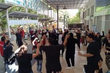 Gelar Senam Pagi di Pasuruan, TPN Ganjar-Mahfud Konsolidasikan Tukang Ojek - JPNN.com Jatim