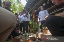 Berkunjung ke Klaten, Puan Maharani Serap Aspirasi Perajin Gerabah - JPNN.com Jateng