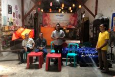 Sambut Imlek 2024, Asosiasi Muda Jawa Timur Bagikan 1.000 Paket Sembako - JPNN.com Jatim