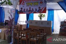 KPPS 06 Tegalnyampai Sukabumi Hiasi TPS Dengan Konsep Pesta Pernikahan - JPNN.com Jabar