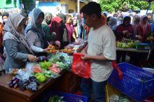 Tekan Harga Kebutuhan Bahan Pokok di Pasaran, DKP Bogor Gelar Gerakan Pangan Murah Keliling - JPNN.com Jabar