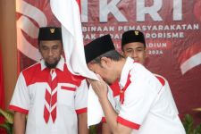3 Napi Teroris di Lapas Madiun Menangis Saat Cium Merah Putih - JPNN.com Jatim
