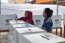 10 TPS di Surabaya Lakukan Pemungutan Suara Ulang, Begini Suasananya  - JPNN.com Jatim
