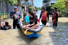 Dua Sungai di Brebes Meluap, 30.556 Jiwa Terdampak Banjir - JPNN.com Jateng