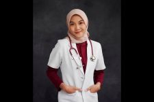 Atlet Ski Air Nur Alimah Ungkap Rintangan Hingga Disumpah Menjadi Dokter - JPNN.com Jatim