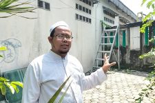 Akses Jalan Tertutup, Ponpes Khoirur Rooziqiin Minta Pemkot Depok Turun Tangan - JPNN.com Jabar