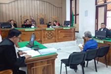 Mantan Bupati Samosir Dituntut 4 Tahun Penjara dalam Kasus Izin Lahan, Rugikan Negara Rp 32,74 Miliar - JPNN.com Sumut