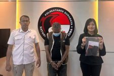 Menganggur, Pria di Surabaya Digerebek Polisi Saat Berbuat Terlarang - JPNN.com Jatim