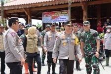 11 Daerah di Jawa Tengah Terendam Banjir, 17 Ribu Jiwa Mengungsi - JPNN.com Jateng
