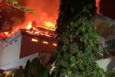 RS Gatoel Mojokerto Kebakaran, Ruang Arsip dan Atap Bangunan Hangus - JPNN.com Jatim