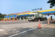 900 Ribu Kendaraan Diprediksi Lewat Tol Kalikangkung Semarang, Paling Padat di Tanggal Ini - JPNN.com Jateng