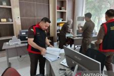 Penyidikan Dugaan Kasus Korupsi di Dinas Pendidikan Sumatera Barat Berujung Penggeledahan Kantor Gubenur Sumbar - JPNN.com Sumbar