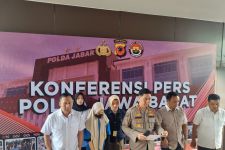 Ibu Muda di Bandung Terancam Pidana Mati Gegara Kepemilikan Puluhan Senjata Api - JPNN.com Jabar