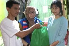 Baznas Kota Bogor Bagikan Ratusan Paket Ramadan ke Masyarakat - JPNN.com Jabar