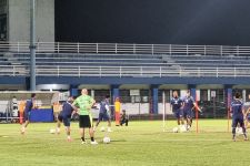 Jadwal Padat Pertandingan Menanti Persib Setelah Lebaran, Pelatih Kesulitan - JPNN.com Jabar
