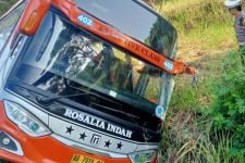 Fakta Tragis Kecelakaan Bus Rosalia Indah, Kondektur & 2 Balita Ikut Meregang Nyawa - JPNN.com Jateng