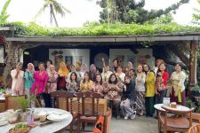 Melalui Pameran 'Mata Perempuan' SuJiVa Resto & Art Space Ajak Perupa Wanita Maknai Hari Kartini - JPNN.com Jabar