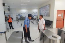 Sidak ke Bandara Kertajati, Bey Machmudin Berikan 'Pekerjaan Rumah' untuk PT BIJB  - JPNN.com Jabar