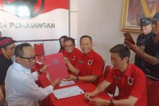 Sekda Kota Semarang Ambil Formulir Pendaftaran Balon Wali Kota untuk Pilkada 2024 di PDIP  - JPNN.com Jateng