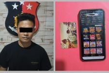 Main Judi Online di Warkop, Pria Asal Sampang Digerebek Polisi - JPNN.com Jatim